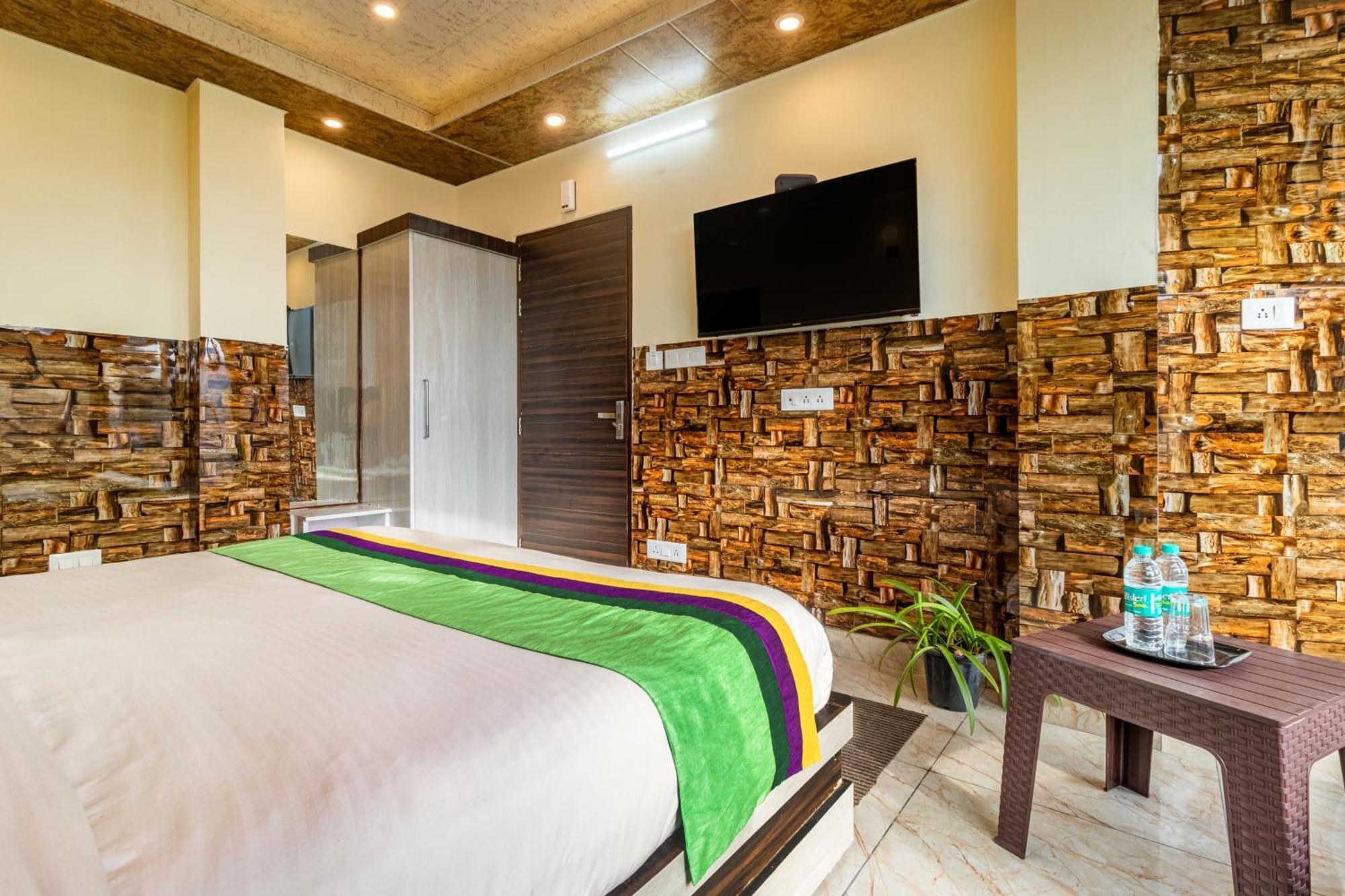 Treebo Srishti Vaikunth With Mountain View Shimla Exterior foto