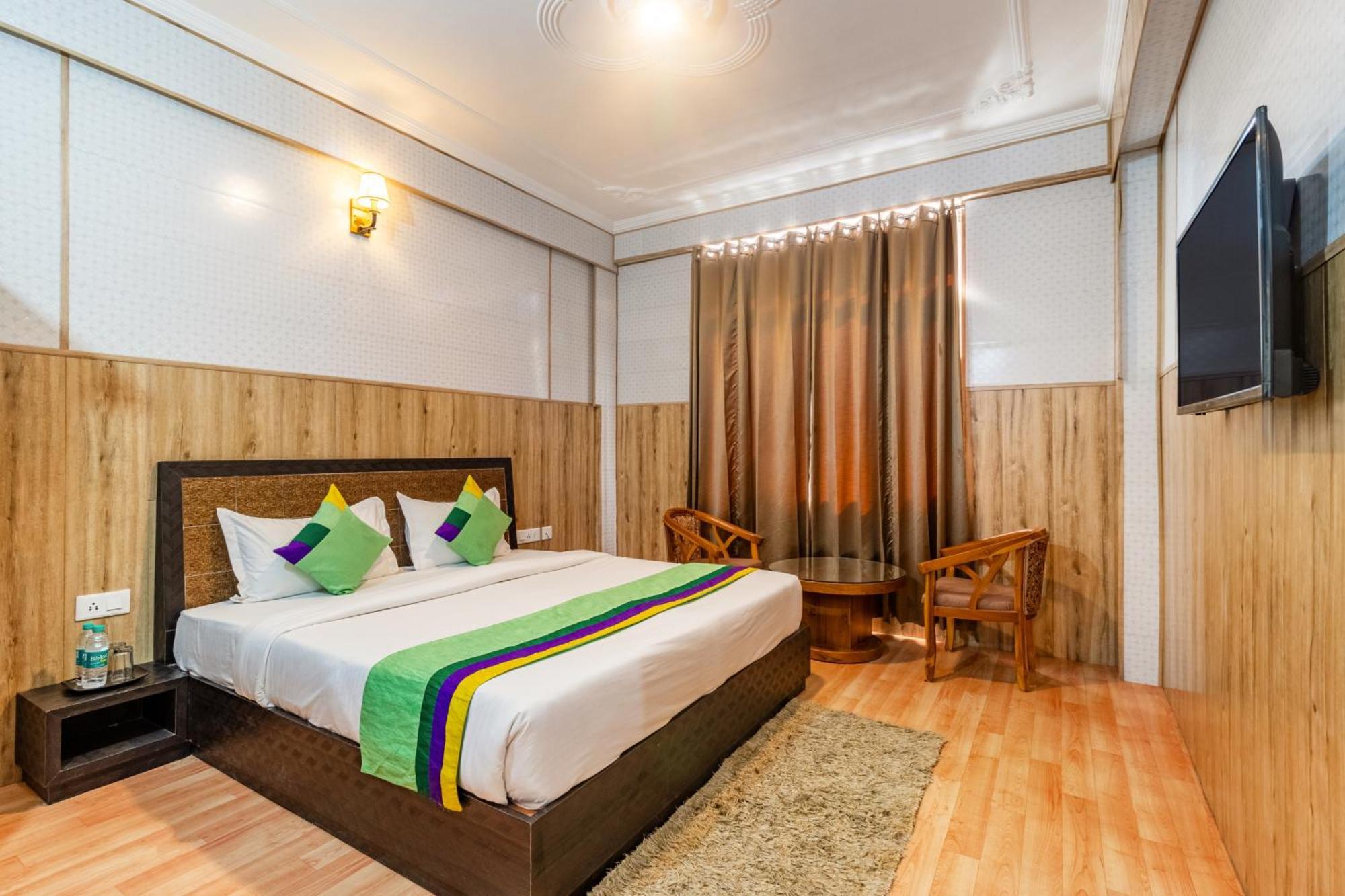 Treebo Srishti Vaikunth With Mountain View Shimla Exterior foto