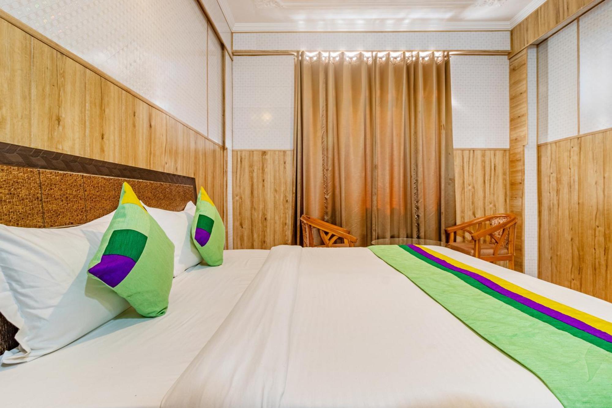 Treebo Srishti Vaikunth With Mountain View Shimla Exterior foto